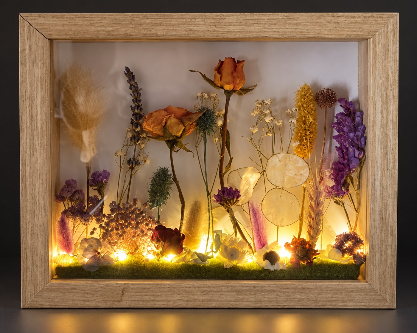 Cadre de fleurs séchées — allumé — AL 18b